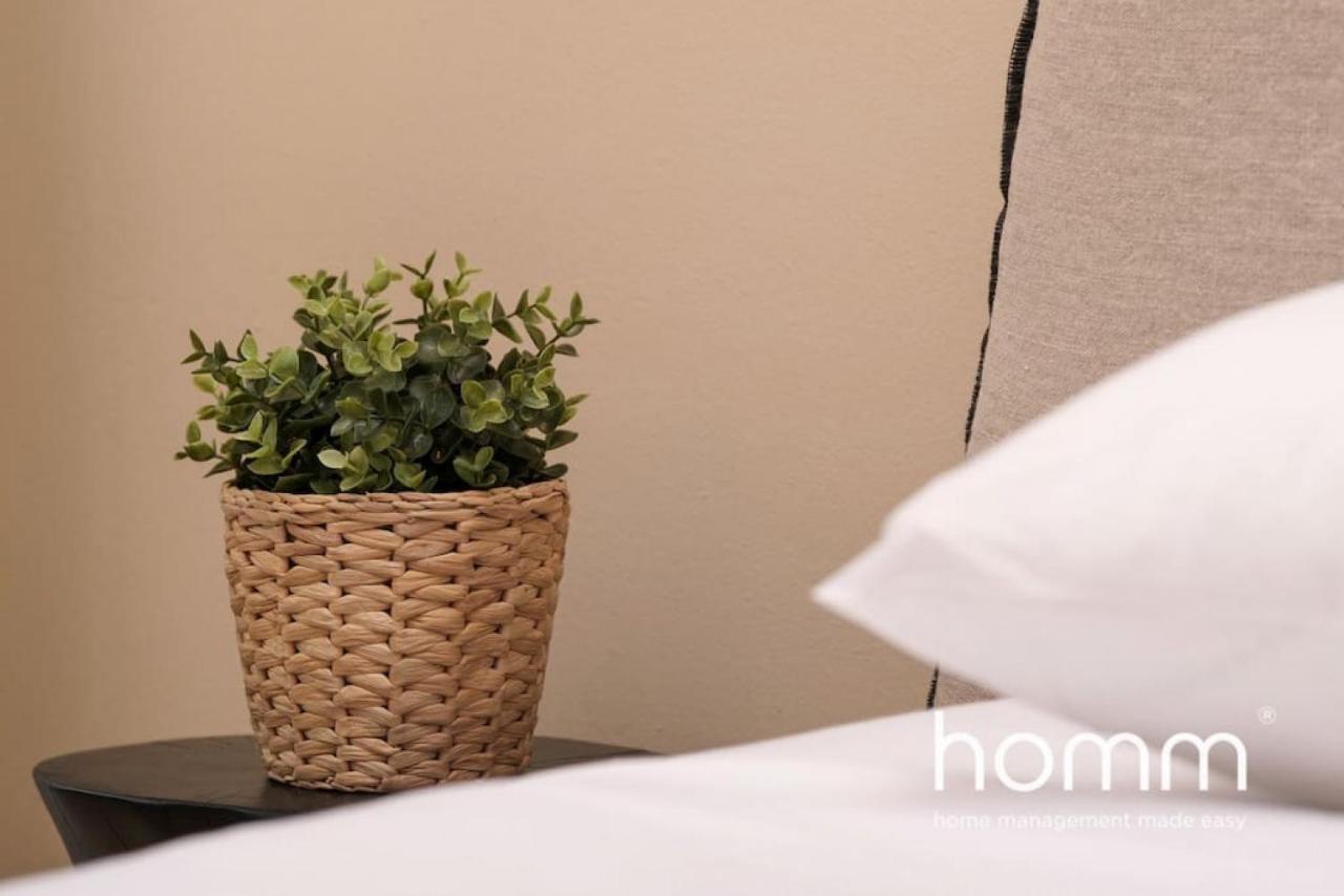 Athens Riviera Homm Flat 4 Min Walk From Beach, Thiseos Str Luaran gambar